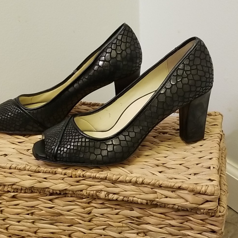 Taryn Rose Shoes